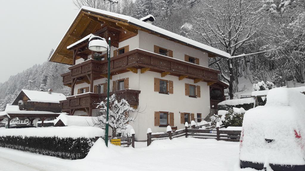 Fewo "Unterm Wald" Stumm Exterior photo